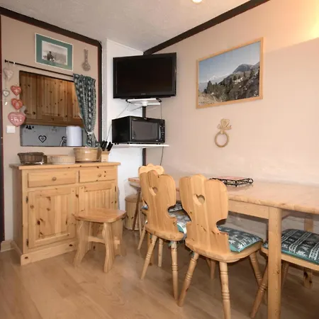 Apartment Mont Blanc - 3 Pieces 6 Personnes - Plagne Centre Mae-5084